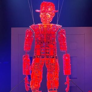 Meet your Posher, Izzy